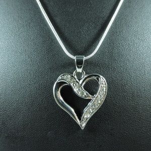 Silver Heart Rhinestone Necklace